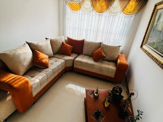 Foto 1 de SE VENDE HERMOSA CASA REMODELADA EN COLSEGUROS (ALTA SUIZA )