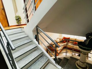 Foto 3 de SE VENDE HERMOSA CASA REMODELADA EN COLSEGUROS (ALTA SUIZA )