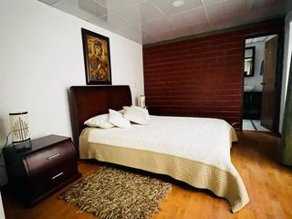 Foto 10 de SE VENDE HERMOSA CASA REMODELADA EN COLSEGUROS (ALTA SUIZA )