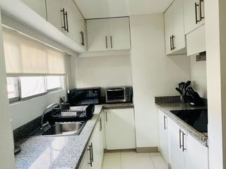 Foto 6 de VENTA DEPARTAMENTO EN SANTA CECILIA: 1ER PISO- 3 DORMITORIOS - 2.5 BAÑOS - CUARTO DE SERVICIO Y BAÑO - 2 PARQUEOS - GUARDIANIA