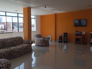 Foto 5 de Local Comercial de 905 m2 - Carretera Pimentel