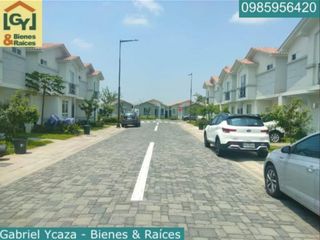 Foto 7 de Alquiler Urb. Casa Laguna (Oasis)
