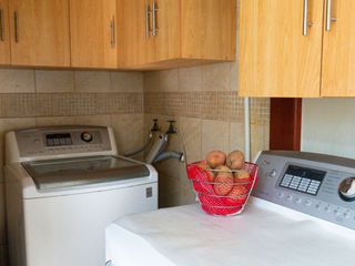 Foto 4 de Casa en venta de una planta, Urb. Fontana - Samborondón Km 2.5