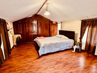 Foto 16 de Casa de campo de venta Cuenca Ecuador con piscina