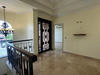 Foto 4 de casa en alquiler Samborondón Urb. Aquamarina
