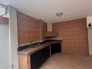 Foto 32 de casa en alquiler Samborondón Urb. Aquamarina