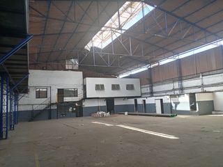 Foto 11 de VENTA DE TERRENO 2458 M2, FRENTE 35 M, ZONIFICACION VIVIENDA TALLER, RDM 12 PISOS