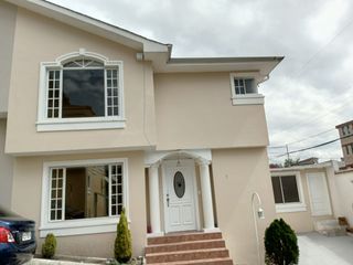 Foto 1 de En Venta Hermosa Casa En Conjunto De 6 casas, Conocoto