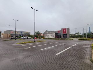 Foto 5 de En alquiler local comercial en Plaza La Marina, Ciudad Celeste, Nuevo Samborondon