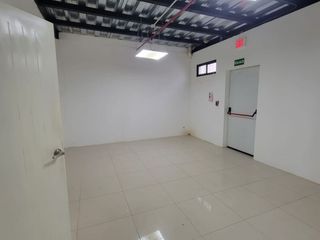 Foto 13 de En alquiler local comercial en Plaza La Marina, Ciudad Celeste, Nuevo Samborondon