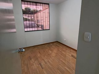 Foto 16 de ALQUILER DE DEPARTAMENTO EN 1er. PISO Y FRENTE A PARQUE EN SAN MIGUEL