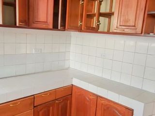 Foto 2 de Venta de Departamento 5 habitaciones Remodelado y Ampliado en Zona Centrica de Jose L. Bustamante y R