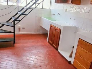 Foto 11 de Venta de Departamento 5 habitaciones Remodelado y Ampliado en Zona Centrica de Jose L. Bustamante y R