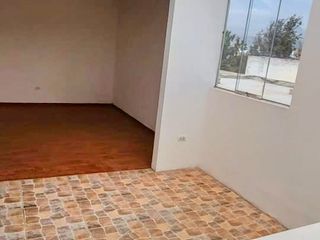 Foto 15 de Venta de Departamento 5 habitaciones Remodelado y Ampliado en Zona Centrica de Jose L. Bustamante y R