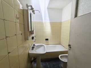Foto 8 de Ituzaingo - Venta - Casa en Block 3 Amb Al Frente - 3 y 2 Ambientes Al Fondo
