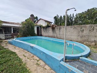 Foto 12 de Ituzaingo - Venta - Casa en Block 3 Amb Al Frente - 3 y 2 Ambientes Al Fondo