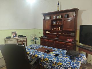 Foto 14 de Ituzaingo - Venta - Casa en Block 3 Amb Al Frente - 3 y 2 Ambientes Al Fondo