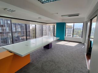 Foto 1 de Oficina de Lujo. Amplia oficina de 440m2 en Renta