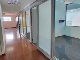 Foto 2 de Oficina de Lujo. Amplia oficina de 440m2 en Renta