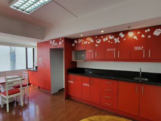Foto 7 de Oficina de Lujo. Amplia oficina de 440m2 en Renta