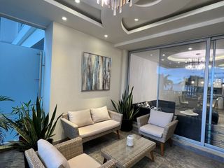 Foto 2 de Puerto Santa Ana, Renta de hermoso departamento 3 dormitorios amoblado con vista al Río