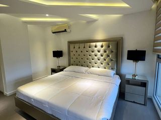 Foto 9 de Puerto Santa Ana, Renta de hermoso departamento 3 dormitorios amoblado con vista al Río