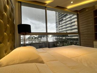 Foto 10 de Puerto Santa Ana, Renta de hermoso departamento 3 dormitorios amoblado con vista al Río