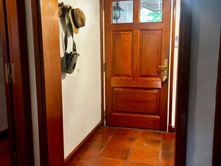 Foto 3 de Lindisima Casa con Jardín y Pileta - La Horqueta, San Isidro