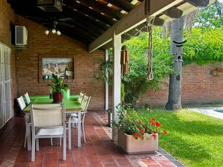 Foto 33 de Lindisima Casa con Jardín y Pileta - La Horqueta, San Isidro