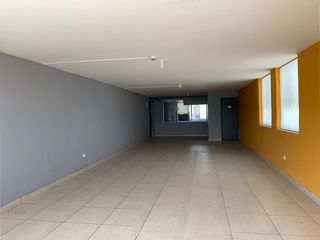 Foto 7 de Se alquila oficina en Av. aviacion de 200m2