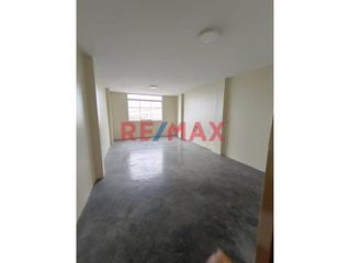 Foto 4 de Se Vende Casa De 02 Pisos En Calle Las Malvas Ventanilla