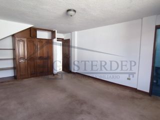 Foto 11 de Venta de casa con amplios jardines, Conocoto con cercanía al colegio Salle