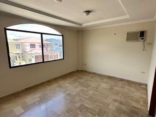 Foto 1 de Ceibos Norte, Renta de linda casa 4 dormitorios con BBQ