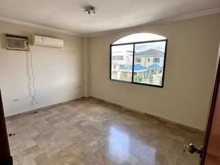 Foto 2 de Ceibos Norte, Renta de linda casa 4 dormitorios con BBQ