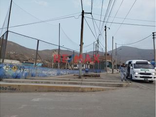 Foto 8 de Se Vende Casa Como Terreno En Ocasion A 1 Cuadra De La Avenida Principal