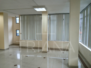Foto 5 de Renta de Oficinas centricas Avenida Quevedo Abraham Calazacon, Santo Domingo