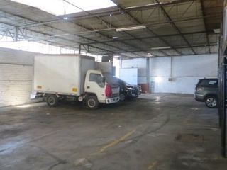 Foto 4 de SE ALQUILA ALMACÉN DE 600M2 EN EL CERCADO $ 3,200