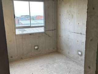 Foto 10 de Vendo apartamento en Alameda