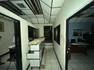 Foto 5 de En venta edificio en CHIMBORAZO Y LUQUE, centro de Guayaquil.