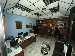 Foto 8 de En venta edificio en CHIMBORAZO Y LUQUE, centro de Guayaquil.