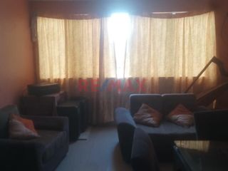 Foto 6 de Venta De Casa De 4 Pisos En Comas