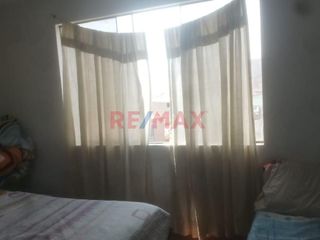 Foto 10 de Venta De Casa De 4 Pisos En Comas