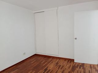 Foto 7 de SAN BORJA SE ALQUILA-CASA DOS PLANTAS-3 DORMITORIOS / 2 BAÑOS / COCHERA/$.1,370.-