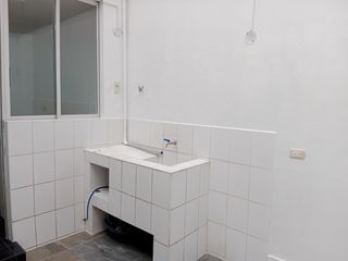Foto 13 de SAN BORJA SE ALQUILA-CASA DOS PLANTAS-3 DORMITORIOS / 2 BAÑOS / COCHERA/$.1,370.-