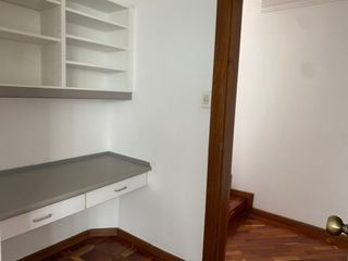 Foto 9 de En Renta Departamento 4 Dormitorios. Ponceano Alto