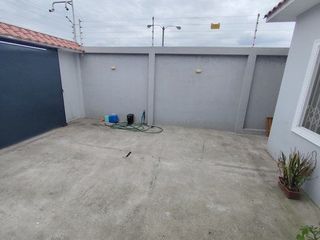 Foto 6 de EN ALQUILER CASA AMOBLADA CERCA A UNIORO, 3 HAB.