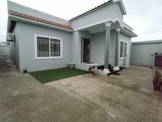 Foto 9 de EN ALQUILER CASA AMOBLADA CERCA A UNIORO, 3 HAB.