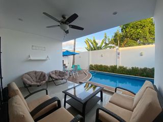 Foto 3 de SALINAS, AMPLIA CASA CERCA DEL MAR, CON 4 DORMITORIOS Y PISCINA