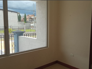 Foto 8 de EN RENTA LINDA CASA DENTRO DE URBANIZACIÓN SECTOR LAS HACIENDA - VALLE DE LOS CHILLOS