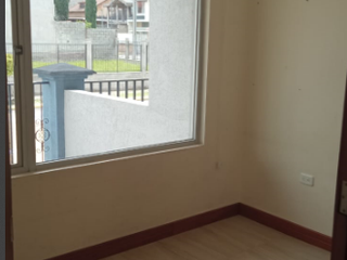 Foto 9 de EN RENTA LINDA CASA DENTRO DE URBANIZACIÓN SECTOR LAS HACIENDA - VALLE DE LOS CHILLOS